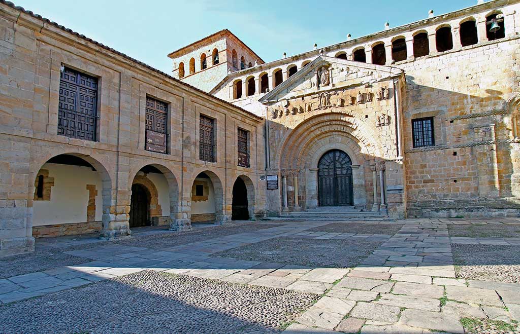 Collegiate Church of Santillana del Mar (Cantabria)