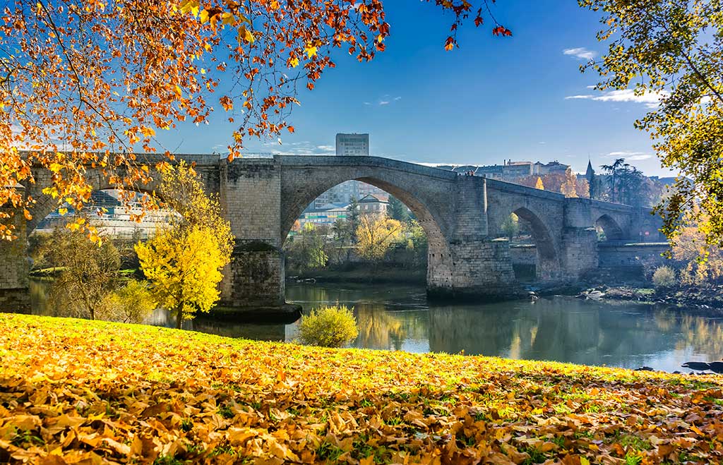 BRIDGE PONTE VELLA IN OURENSE OURENSE - Way of Saint James in Galicia:  official web